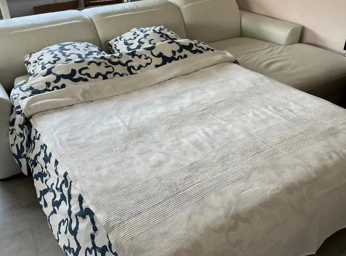 Chambre Privee Avec Terrasse Au Port De Nice